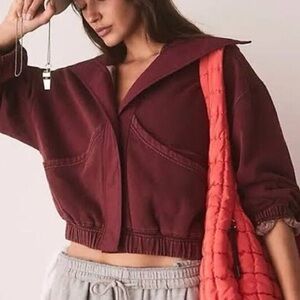 EUC♥️FP Movement Podium Wrap XS Oversized Oxblood